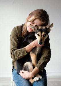 5 Beneficios de Adoptar un Perro