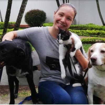 Diana Fonseca creadora del Curso Pastelería Canina y Felina